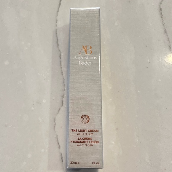 Augustinus Bader The Light Cream - Picture 6 of 7